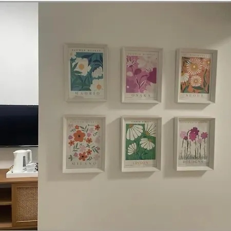 Cola Di Rienzo 243 Relais-b Rom